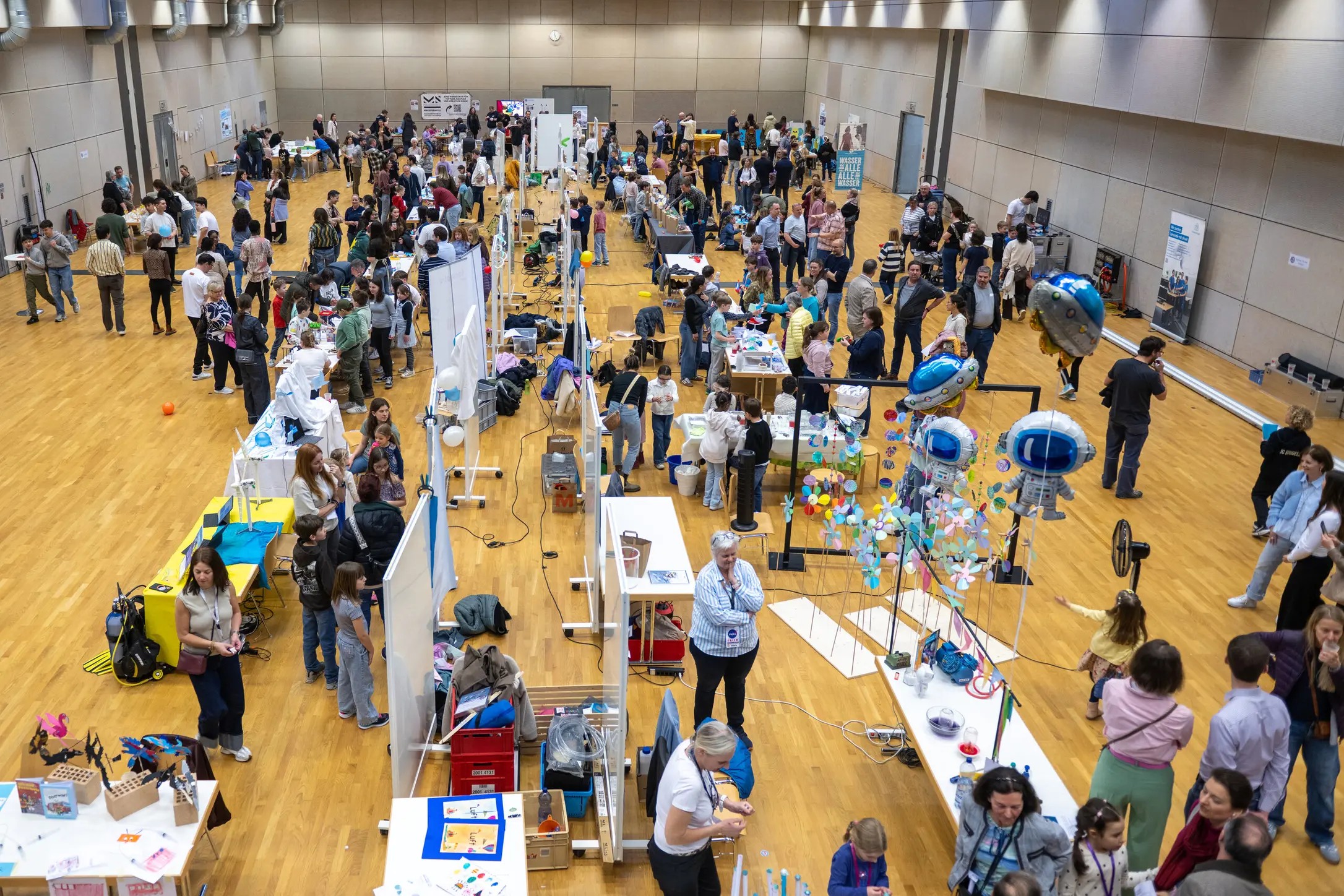 2746806_3-school-maker-faire-liechtenstein_ajaxbilder-2172w_1FH2qm_x0Ya1O.jpg